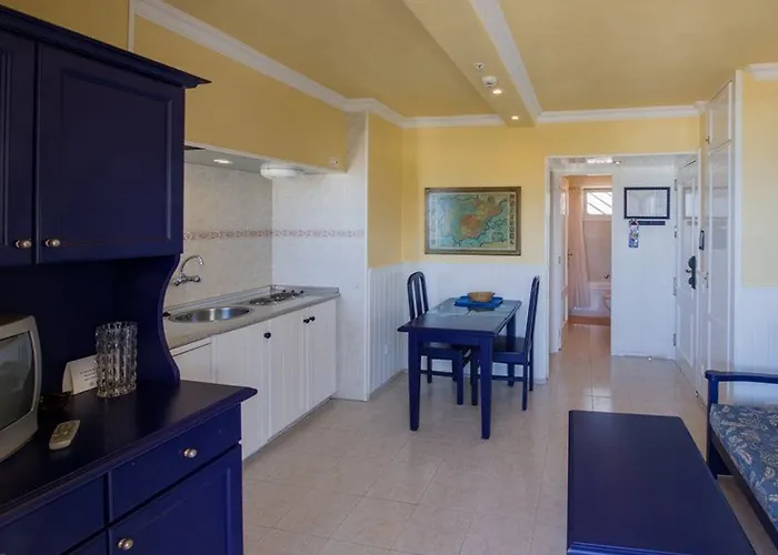 Teneguia * Puerto de la Cruz (Tenerife)